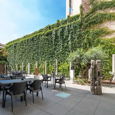 Hotel Milano Castello-2